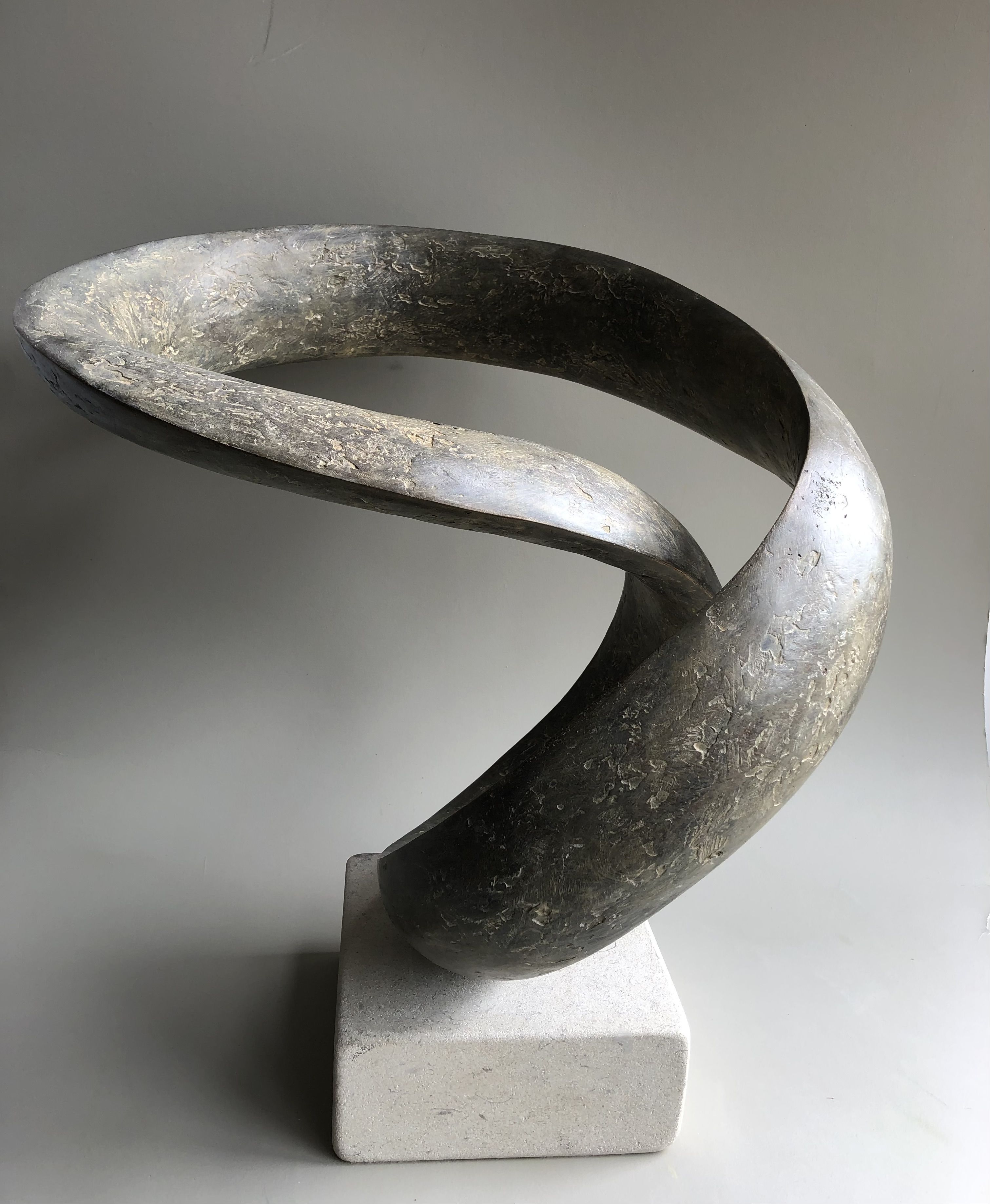 Moebius III Bronze. Edition of 9. 56 cm high ( not incl base ) x 56 cm x 56 cm